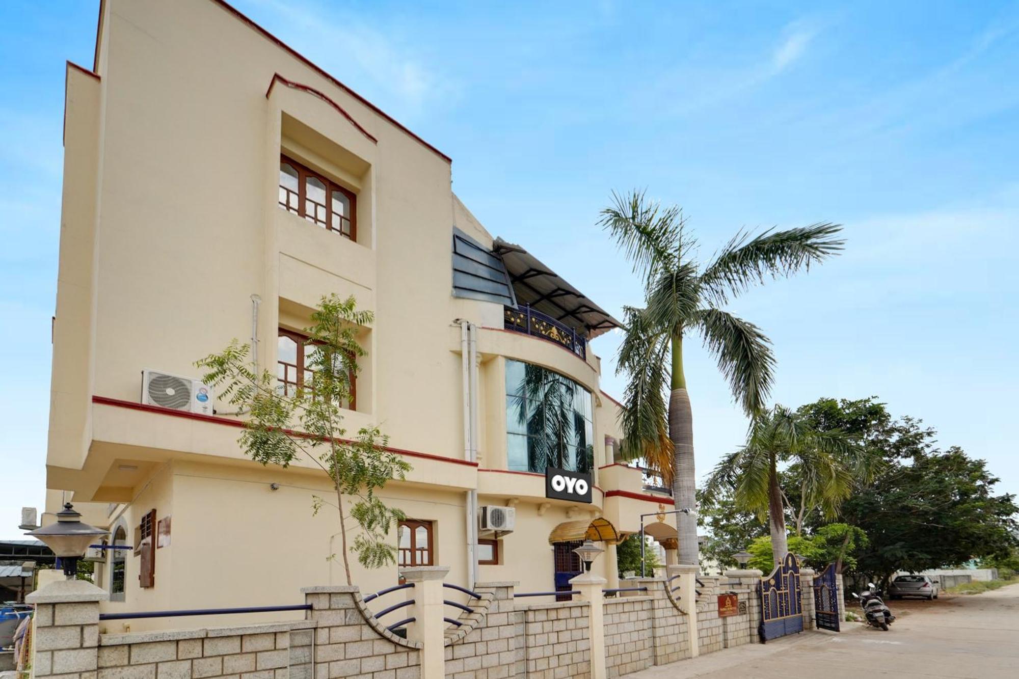 Collection O Mahika Homestay Tirupati Esterno foto
